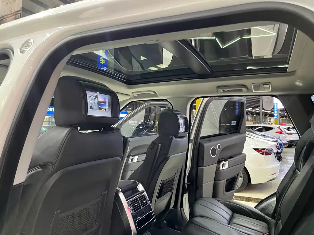 Range Rover Sport 2017 3.0 SC V6 HSE купить на сайте DeffCars