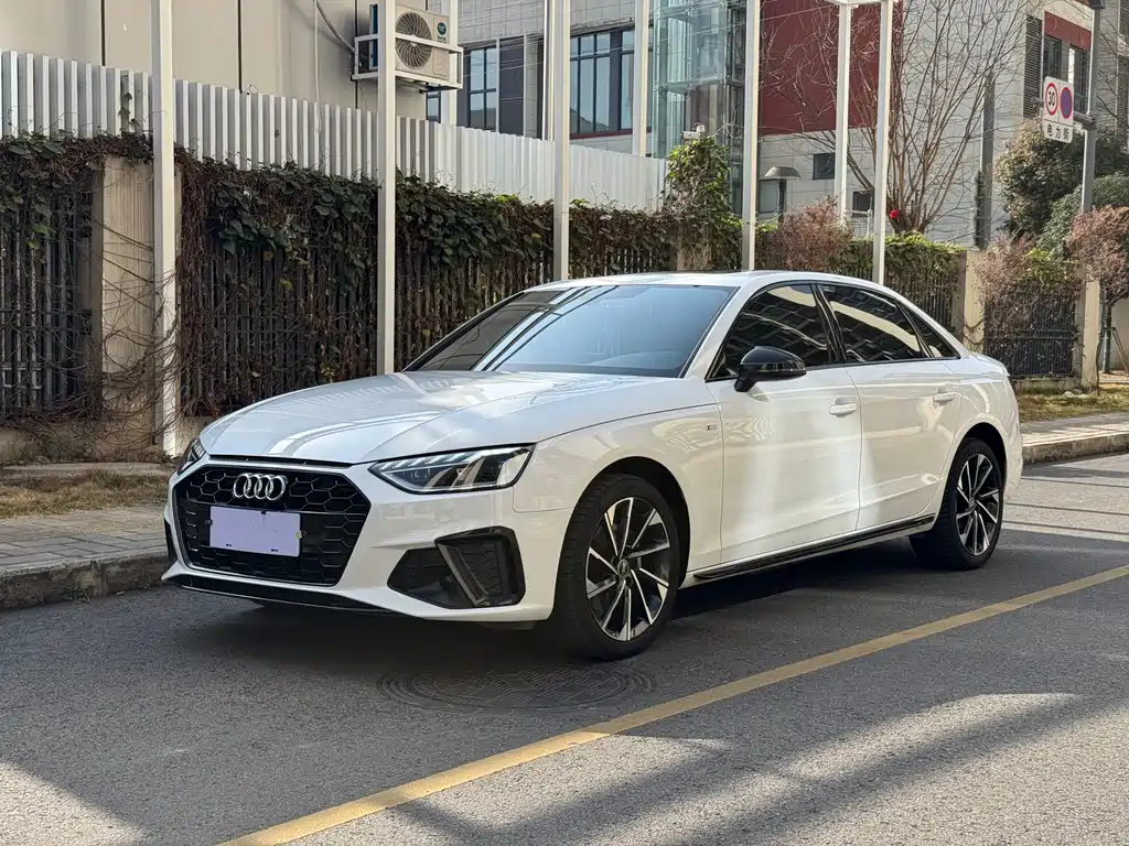 Audi A4L 2023 40 TFSI luxury and dynamic model купить на сайте DeffCars