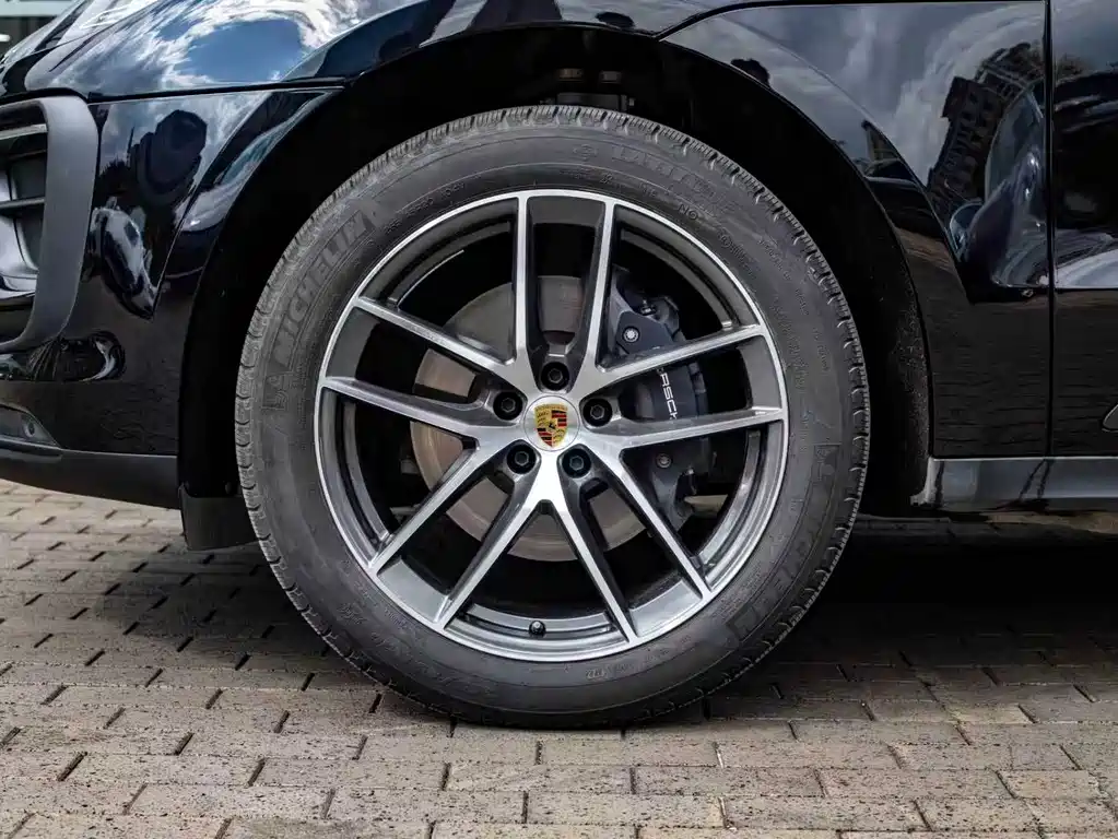 Macan 2025 Macan 2.0T Dream Edition купить на сайте DeffCars