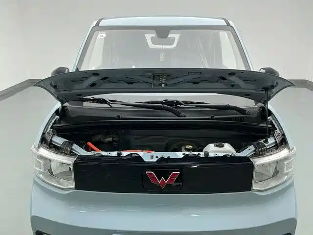 Hongguang MINIEV 2022 Relaxed Lithium Iron Phosphate купить на сайте DeffCars