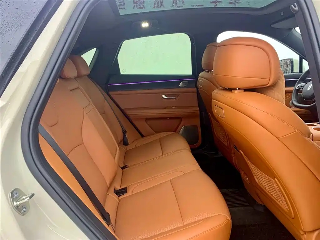 Wenjie M5 2025 extended range Ultra four-wheel drive version купить на сайте DeffCars