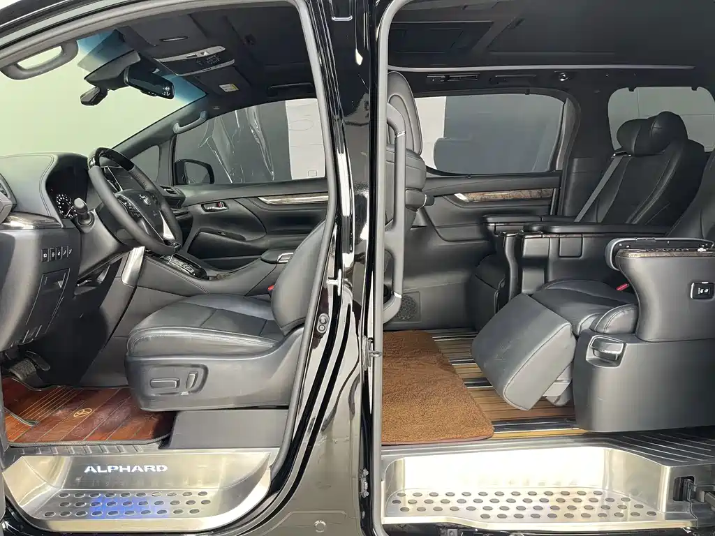 Alphard 2018 facelift 3.5L premium version купить на сайте DeffCars
