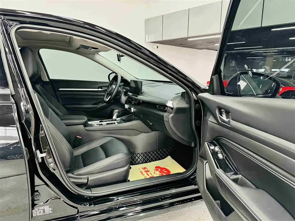 Teana 2024 2.0L XE True Heart Edition купить на сайте DeffCars