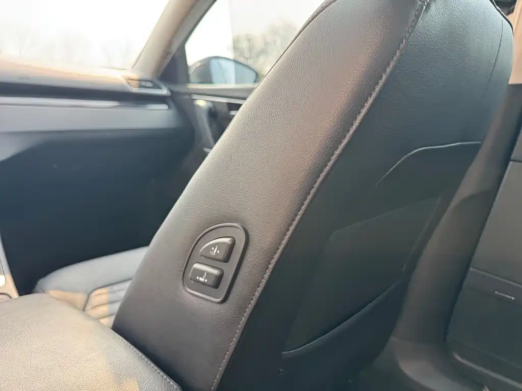 Magotan 2013 2.0TSI luxury model купить на сайте DeffCars