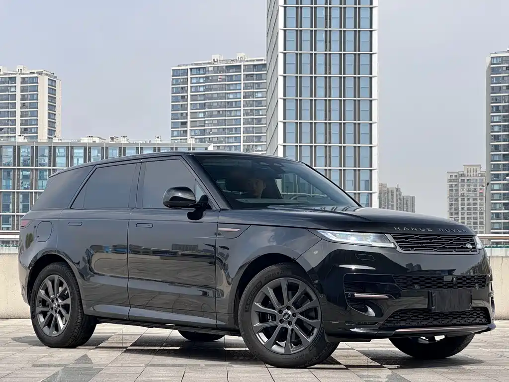 Range Rover Sport 2024 400PS Dynamic SE купить на сайте DeffCars