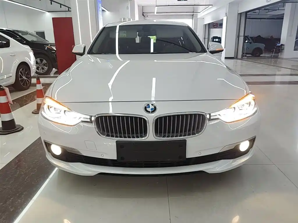 BMW 3 Series 2018 320Li Fashion Model купить на сайте DeffCars