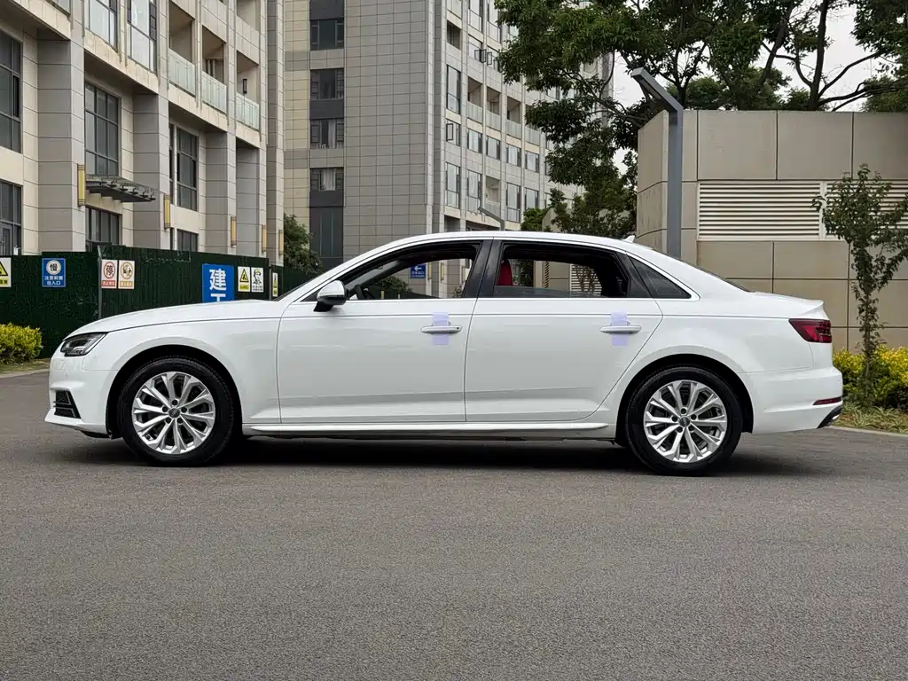 Audi A4L 2019 40 TFSI Enterprising National V купить на сайте DeffCars