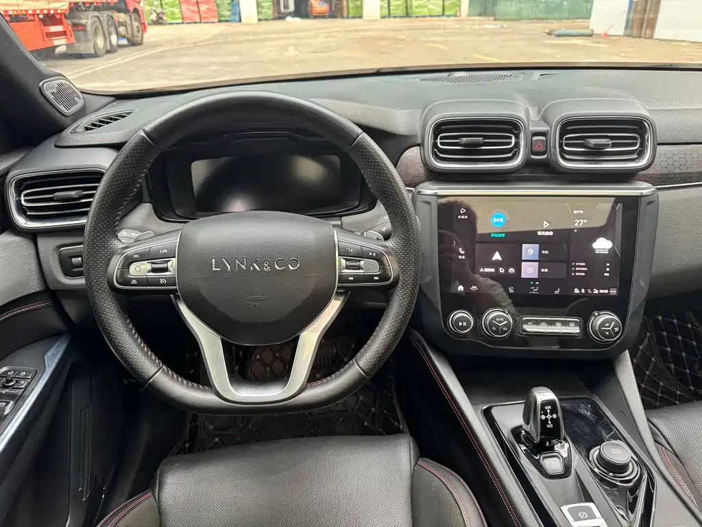 Lynk & Co 03 2019 2.0TD Automatic Pro Edition купить на сайте DeffCars