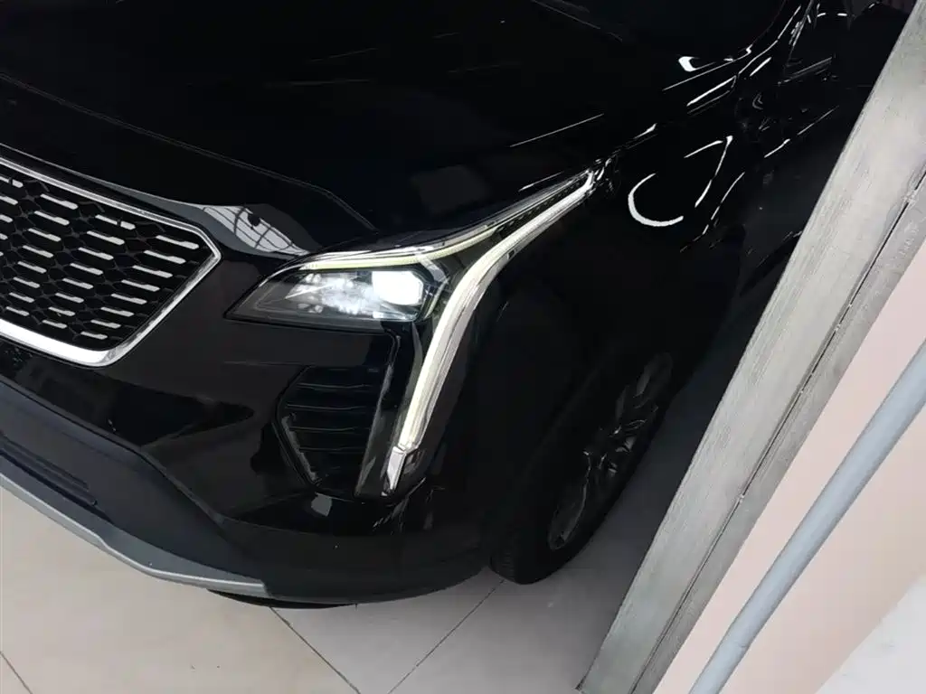 Cadillac XT4 2020 facelift 28T two-wheel drive luxury model купить на сайте DeffCars