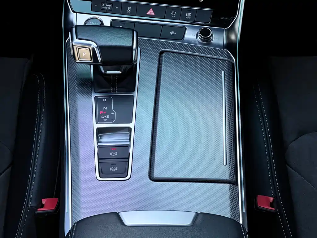 Audi A6L 2021 45 TFSI quattro premium dynamic model купить на сайте DeffCars