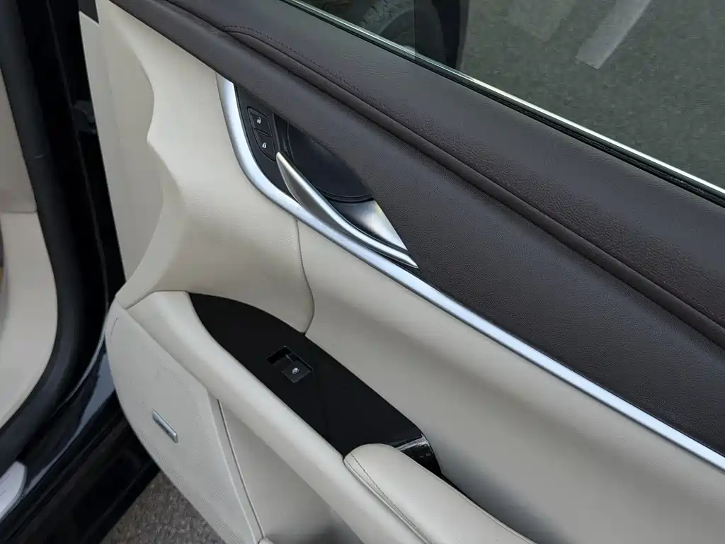 Cadillac XTS 2017 28T Elite купить на сайте DeffCars