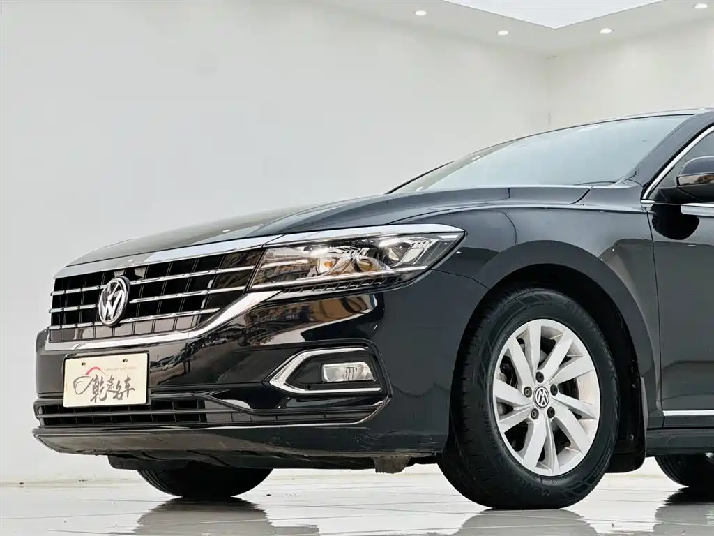 Passat 2019 280TSI Business Edition National VI купить на сайте DeffCars