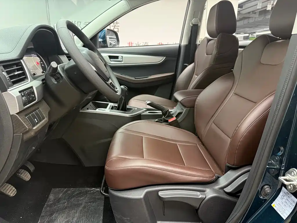 Fengxing T5 2022 Prosperity Model 1.6L Manual Dream Edition Five Seats купить на сайте DeffCars