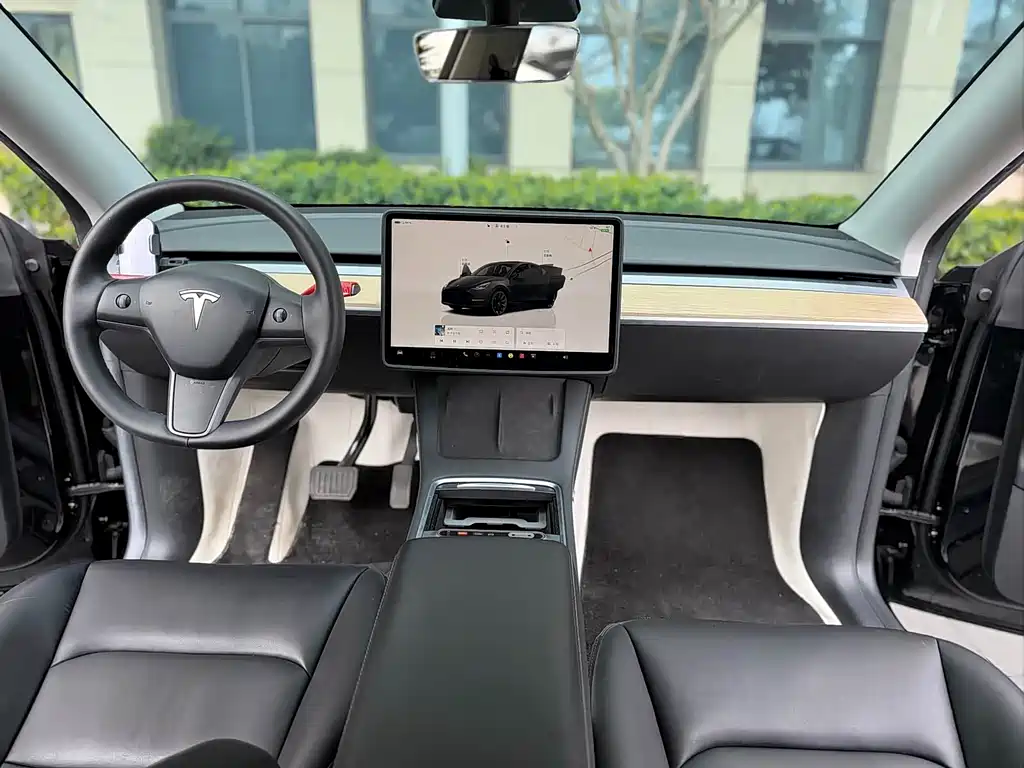 Model Y 2022 facelift rear-wheel drive version купить на сайте DeffCars