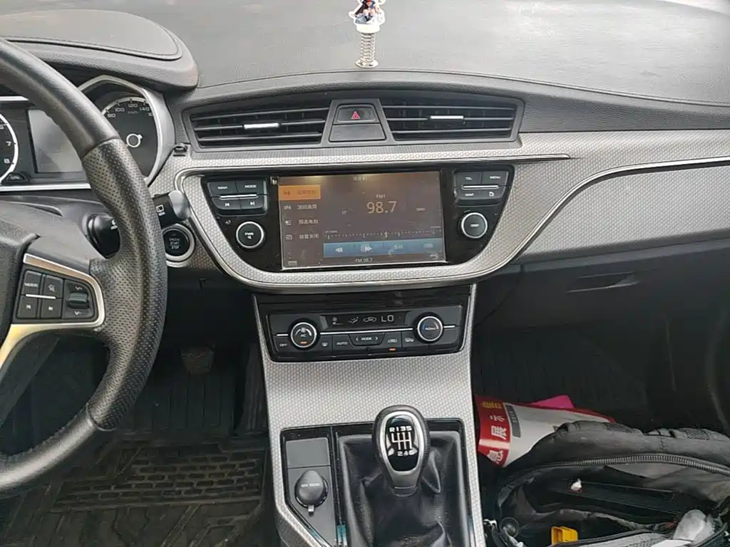 Emgrand GS 2016 Elegant Edition 1.8L Manual Style купить на сайте DeffCars