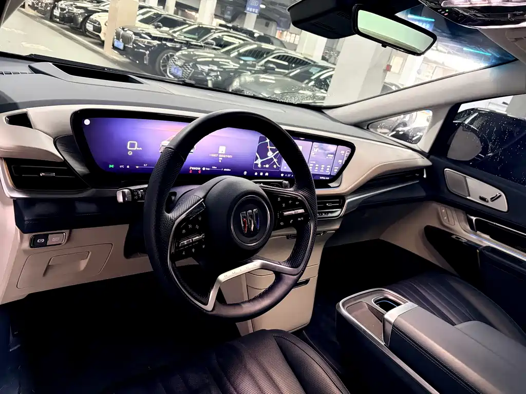Century 2023 2.0T four-seater private version купить на сайте DeffCars
