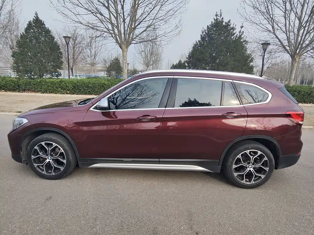 BMW X1 2022 sDrive20Li Fashion Model купить на сайте DeffCars