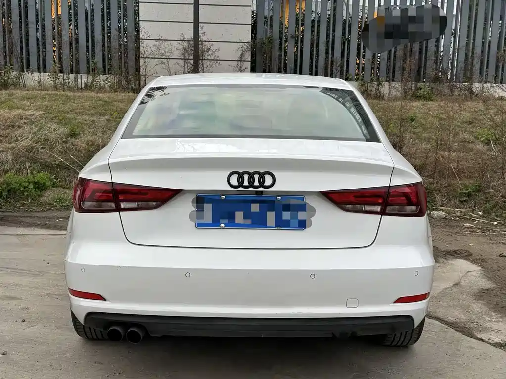 Audi A3 2016 Limousine 35 TFSI Enterprising купить на сайте DeffCars