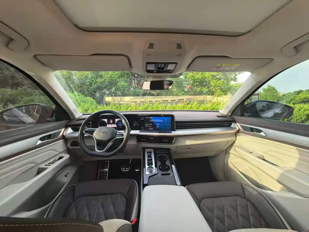 Lanxun 2023 380TSI four-wheel drive R-Line cruise version купить на сайте DeffCars