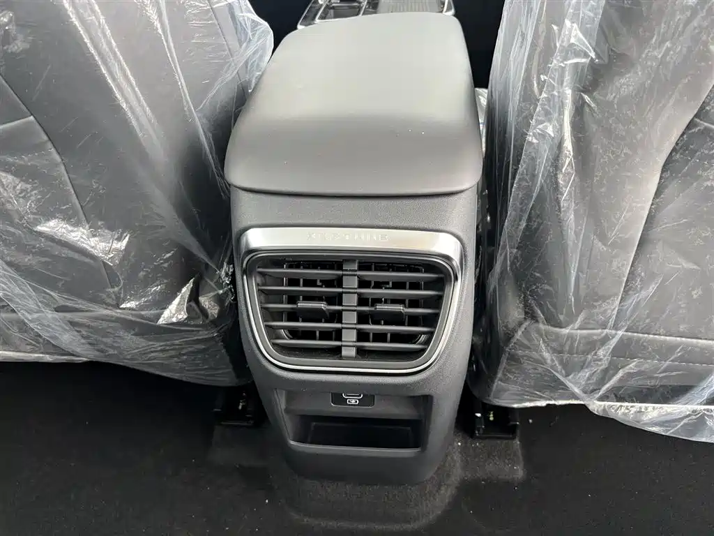Pentium T90 2023 1.5T DCT automatic comfort type купить на сайте DeffCars