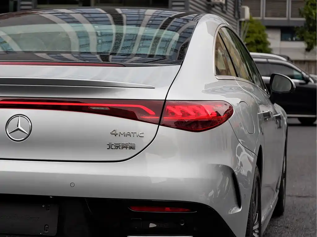 Mercedes-Benz EQE 2025 500 4MATIC Luxury Edition купить на сайте DeffCars
