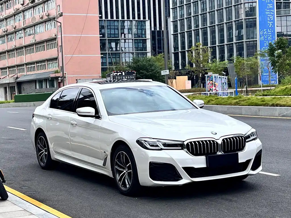 BMW 5 Series 2021 525Li M Sports Package купить на сайте DeffCars