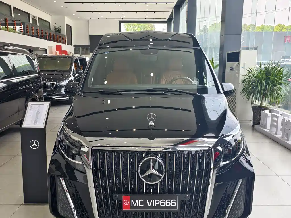 Vito 2024 2.0T Business Edition 7 seats купить на сайте DeffCars
