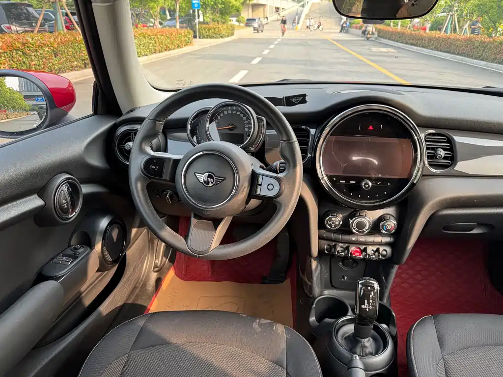 MINI 2022 1.5T ONE купить на сайте DeffCars