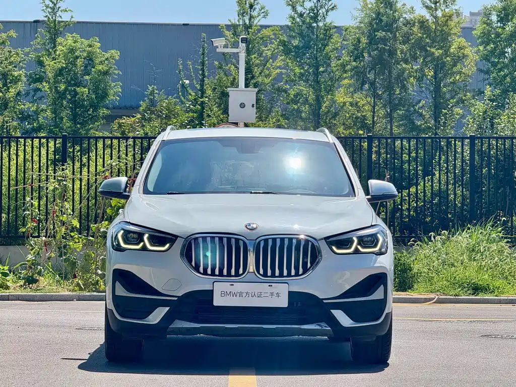 BMW X1 2022 xDrive25Li Exclusive Model купить на сайте DeffCars