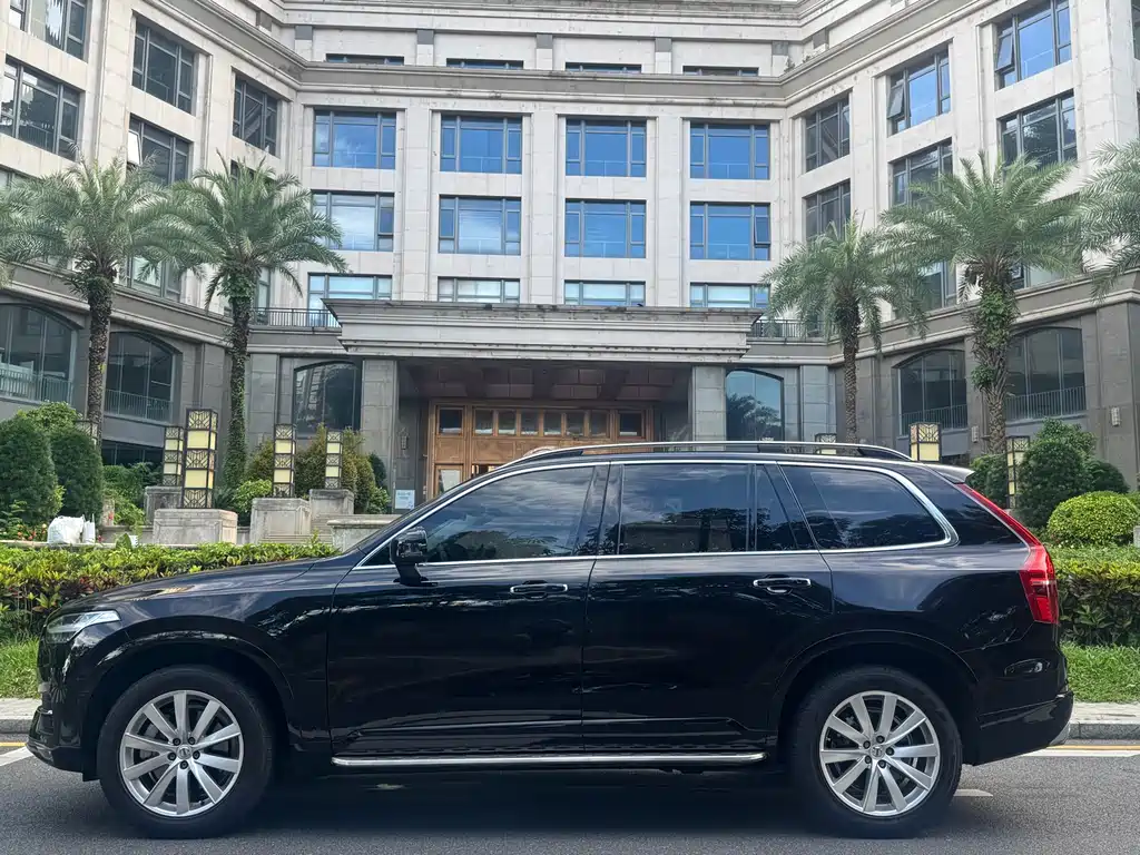 Volvo XC90 2018 T6 Zhiyi Edition 7 seats купить на сайте DeffCars