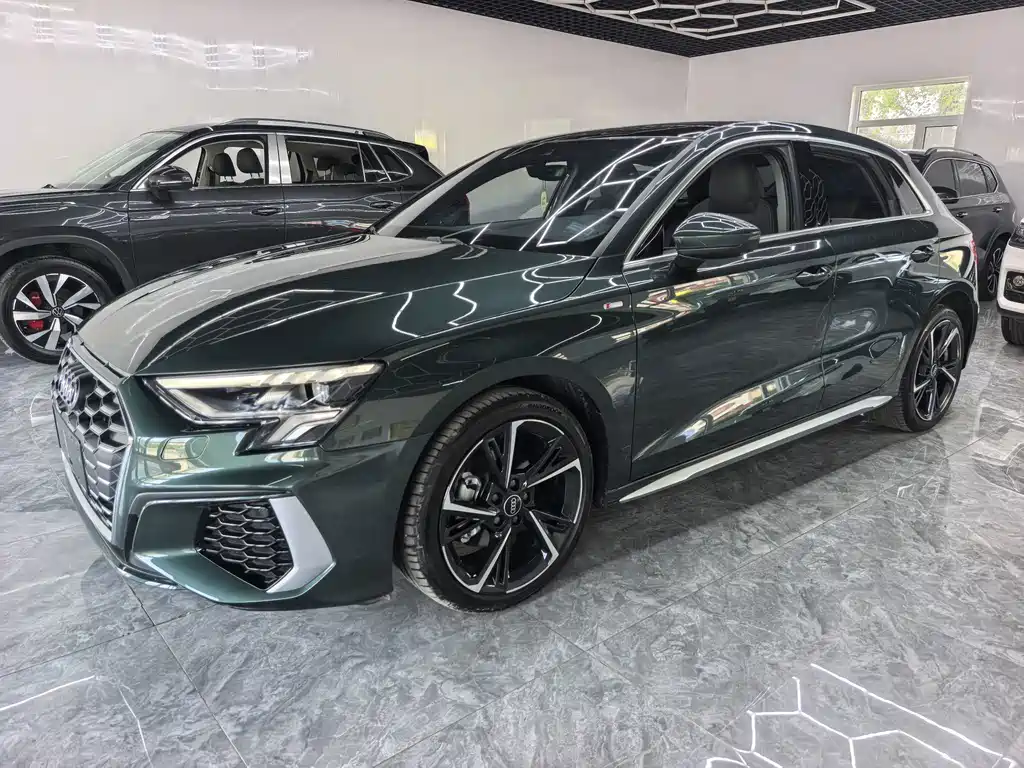 Audi A3 2023 facelift Sportback 35 TFSI stylish and sporty купить на сайте DeffCars
