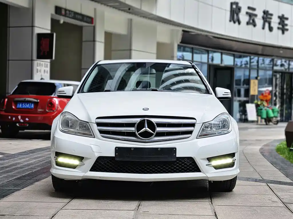 Mercedes-Benz C-Class 2013 C 260 Elegant Grand Edition купить на сайте DeffCars