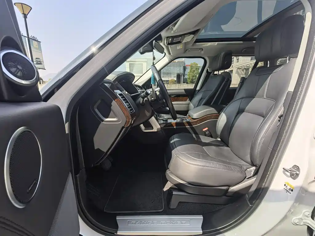 Range Rover 2022 3.0 L6 360PS Grand Edition купить на сайте DeffCars