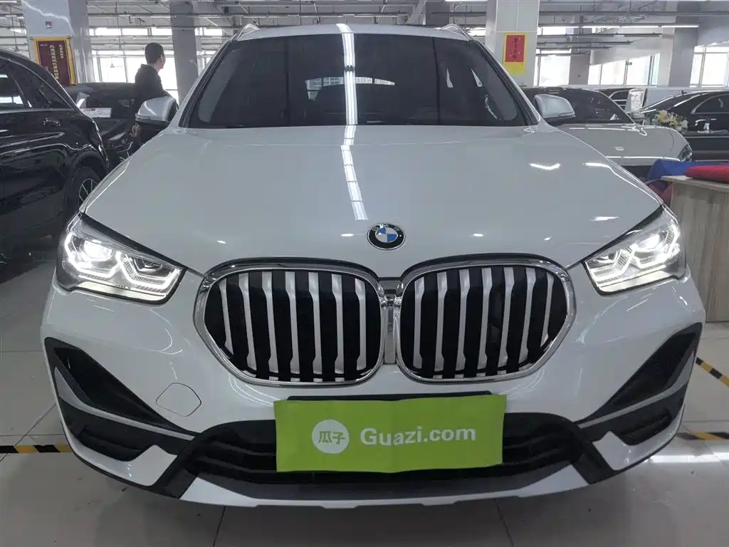BMW X1 2022 facelift xDrive25Li exclusive model купить на сайте DeffCars