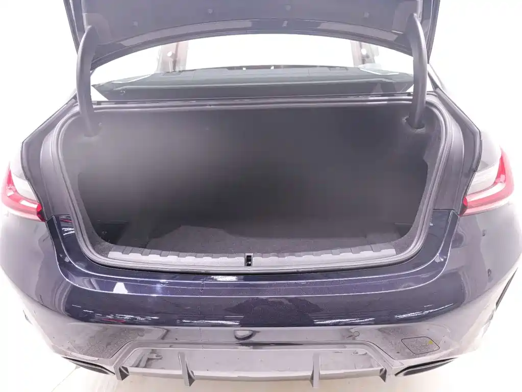 BMW 3 Series 2023 325Li M Sports Night Package купить на сайте DeffCars
