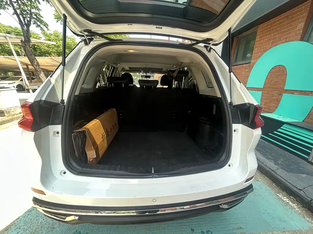 Haval M6 2024 PLUS 1.5T DCT Peanut Good Car Customized Edition купить на сайте DeffCars