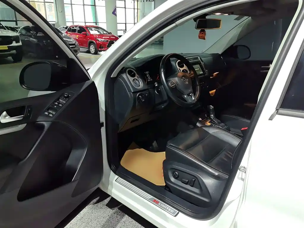 Tiguan 2014 1.8TSI automatic two-wheel drive 30th anniversary commemorative edition купить на сайте DeffCars