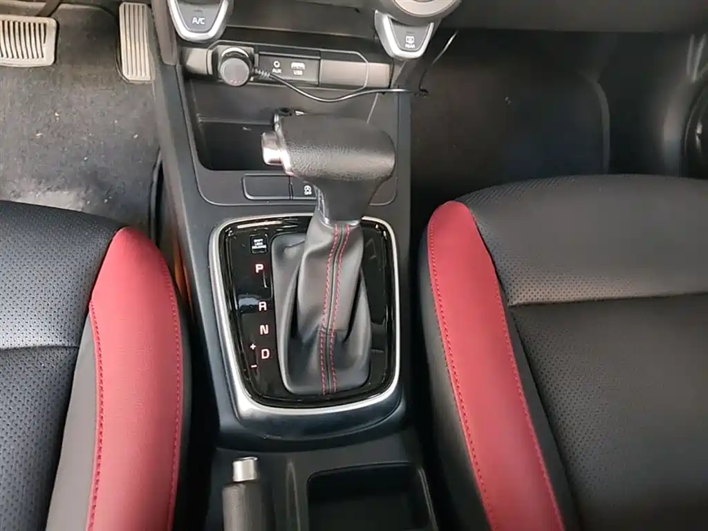 KX CROSS 2018 1.6L automatic smart sunroof version купить на сайте DeffCars