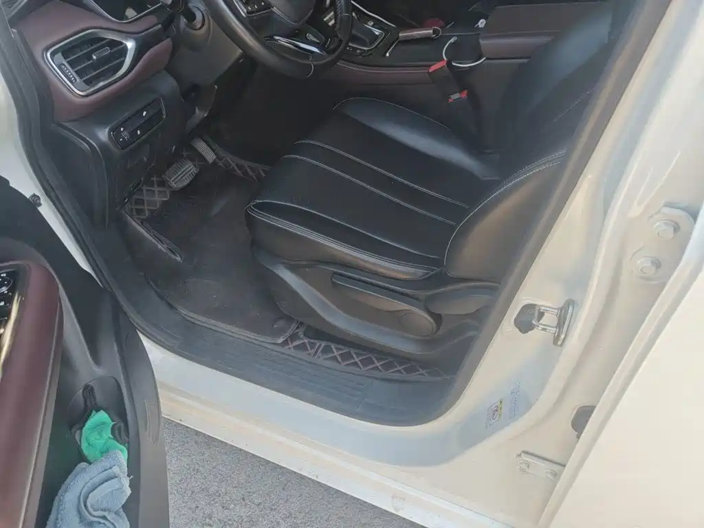 Trumpchi M6 2021 PRO 270T DCT Deluxe Edition купить на сайте DeffCars
