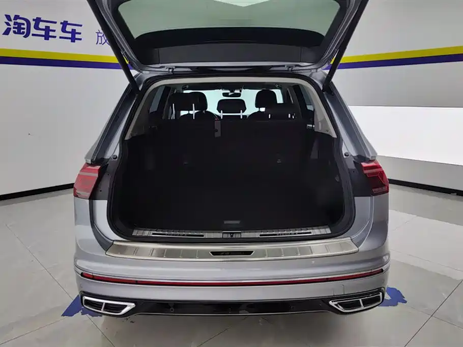 Tiguan L 2022 330TSI automatic two-wheel drive R-Line version купить на сайте DeffCars