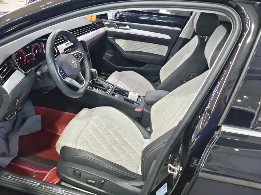 Magotan 2023 2 million commemorative edition 330TSI DSG luxury model купить на сайте DeffCars