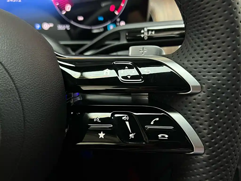 Mercedes-Benz GLC 2024 GLC 300 L 4MATIC Dynamic 7-seater купить на сайте DeffCars
