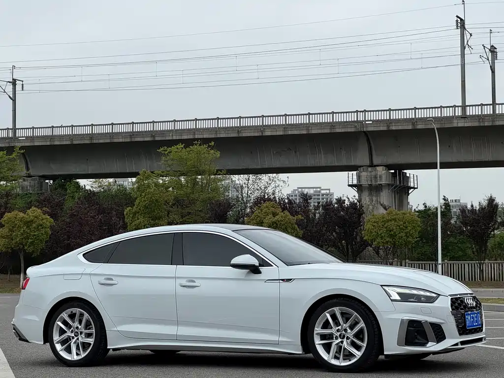 Audi A5 imported 2023 Sportback 40 TFSI fashionable and dynamic купить на сайте DeffCars