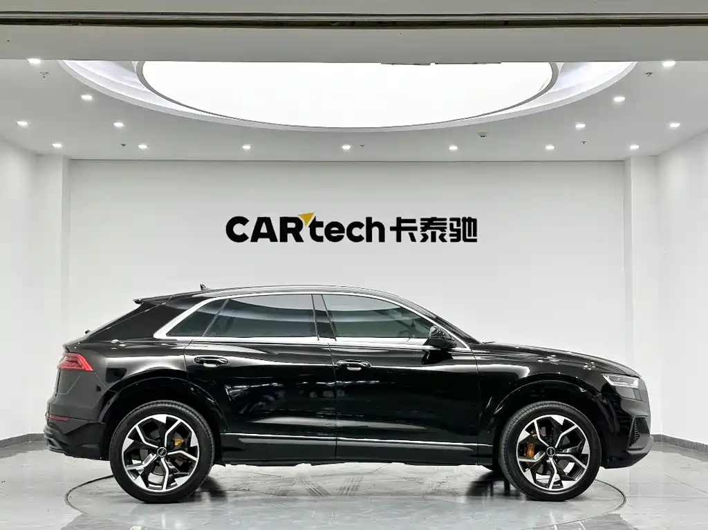 Audi Q8 2023 55 TFSI luxury and dynamic model купить на сайте DeffCars