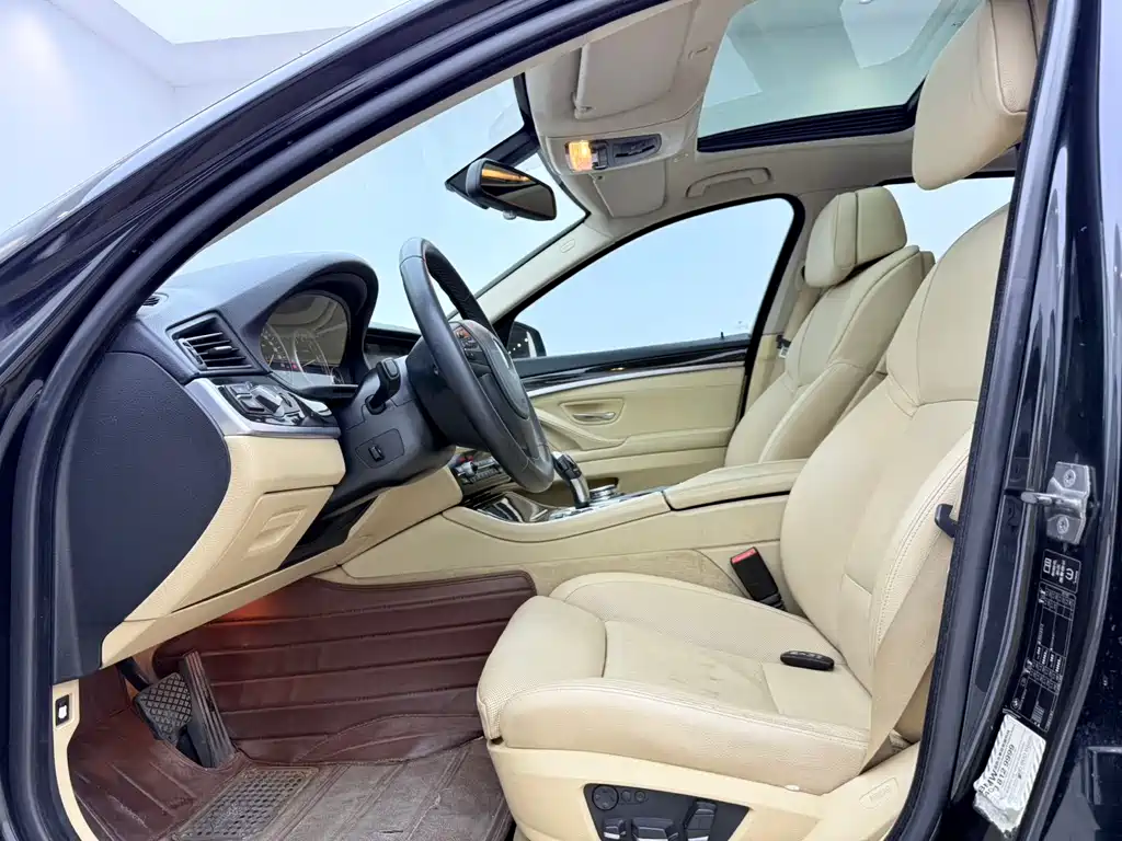 BMW 5 Series 2013 530Li Luxury Model купить на сайте DeffCars