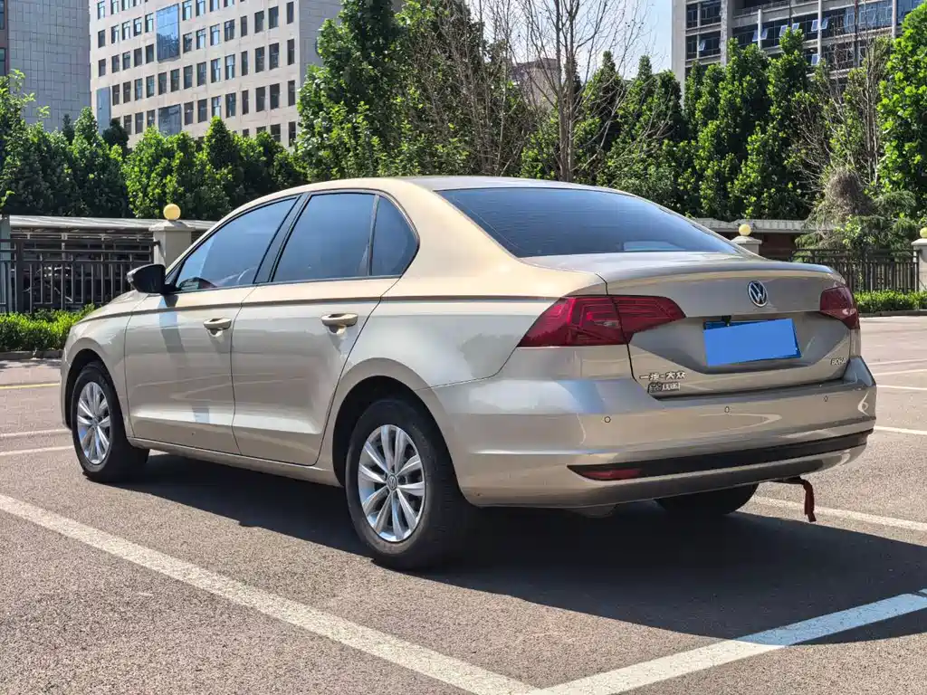 Bora 2018 1.5L automatic fashion model купить на сайте DeffCars