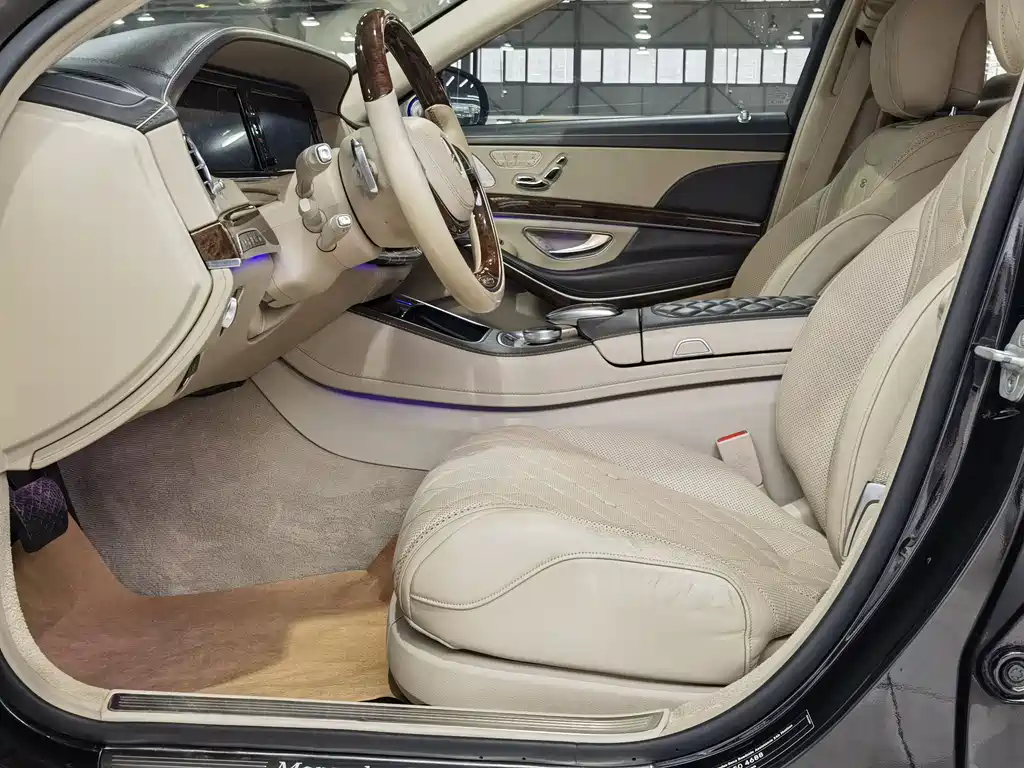 Maybach S-Class 2015 S 600 купить на сайте DeffCars