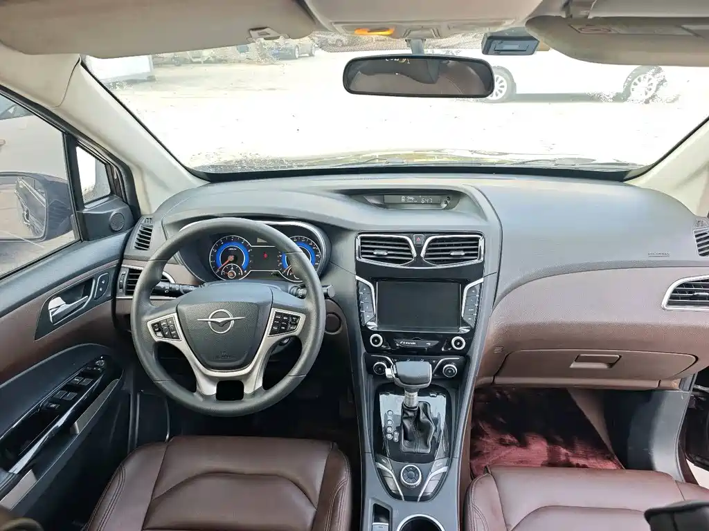 Familia F7 2017 1.5T 7-seater automatic comfort model купить на сайте DeffCars