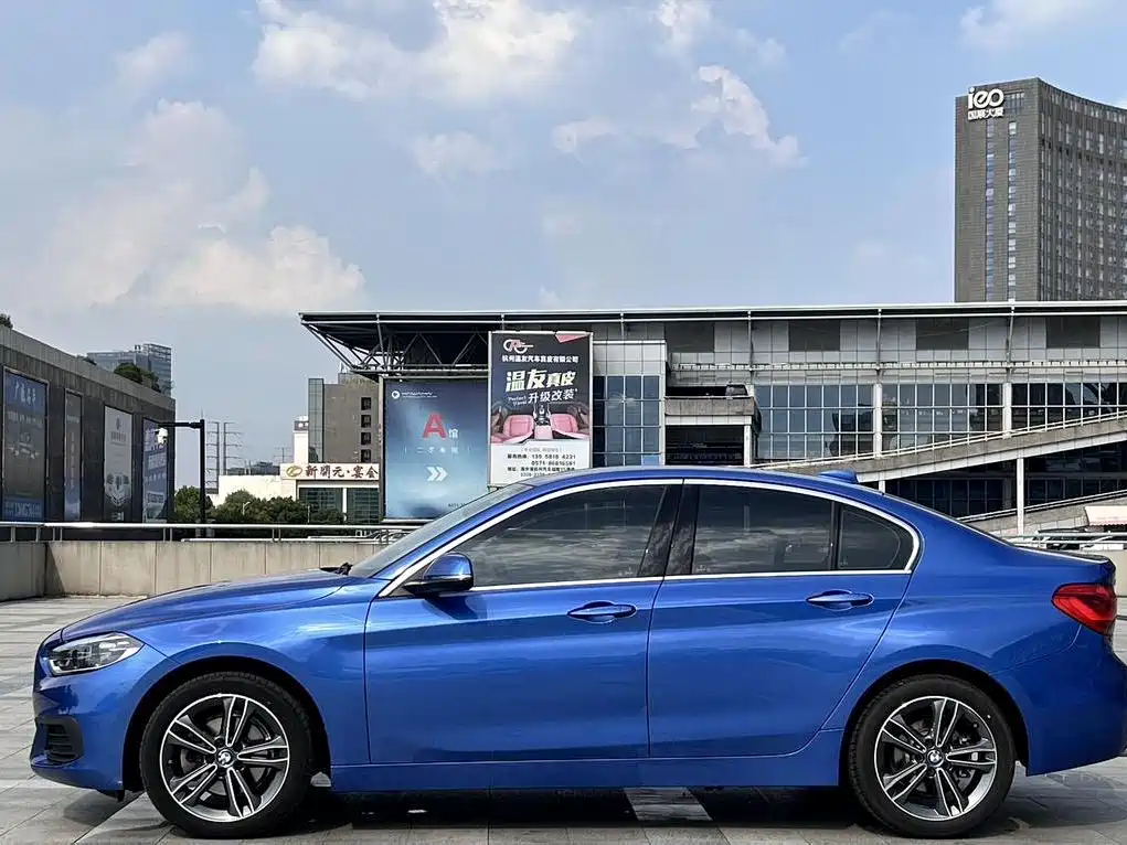 BMW 1 Series 2020 120i Fashion купить на сайте DeffCars