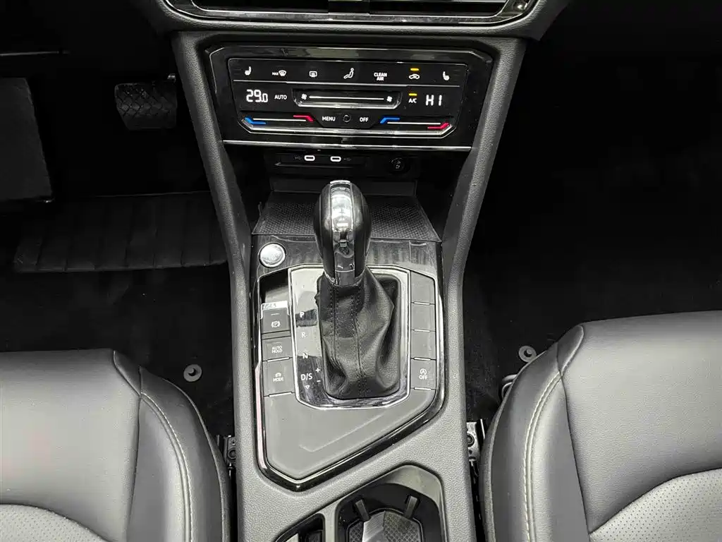 Tuyue 2022 280TSI two-wheel drive luxury version купить на сайте DeffCars